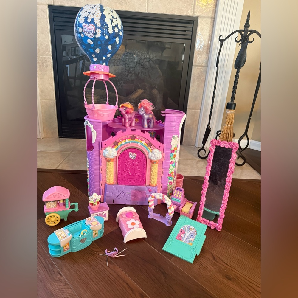 Rare Gen 3 My Little Pony"Celebration Castle"2 Original Ponies & Accessories '02